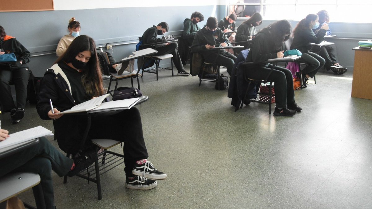 Inst_EDUSchool's tweet photo. Otro día más para seguir aprendiendo y compartiendo juntos 🙂
#eduschool https://t.co/jshvtTaMo4