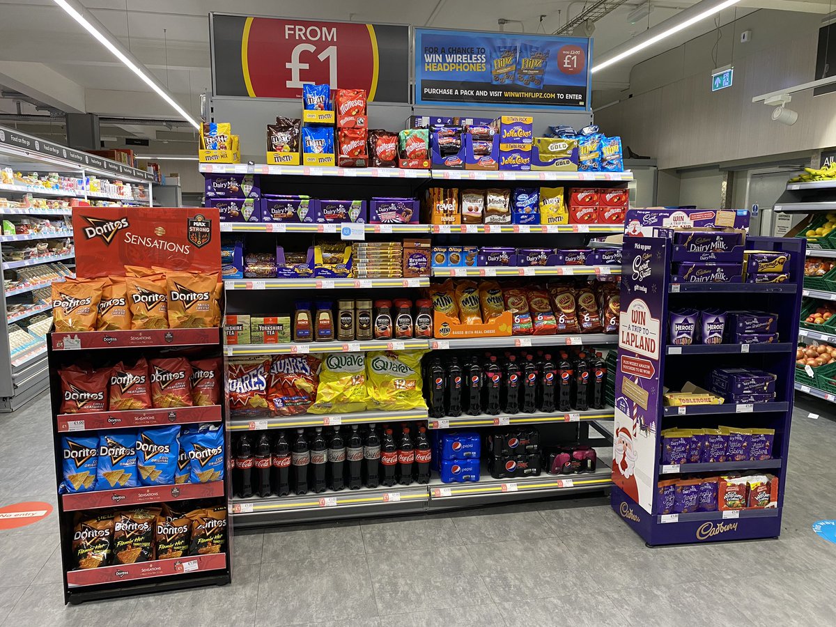 _dantobin's tweet photo. Keeping the standards high at Aylesham whilst @Luke_Arnold1 is on holiday! @Dominichyndman @Hoskpaul247 @ShadwellMark @PeterBatt3 @coopuk https://t.co/Enbgn8HNUK