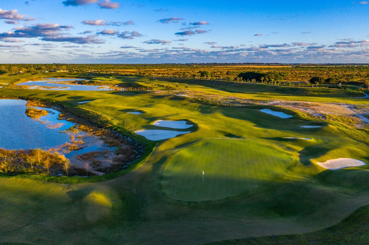 1) Located in Hobe Sound, the Grove XXIII ("23") was built on a former citrus grove next to the Atlantic Ridge State Park (a 5,800-acre nature preserve).The club is a 10-minute drive from Medalist, where Tiger Woods, Rickie Fowler & other pros are members.  @lclambrecht