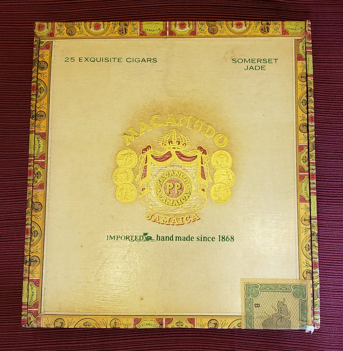 atticesoterica's tweet photo. Vintage Macanudo Jamaica Cigar Box With Certificate Label That Once Held Somerset Jade Cigars Collectible Tobacciana https://t.co/DNv5VA7GQF #Antiques #Collectibles #AtticEsoterica #Vintage #Etsy #CollectibleBox https://t.co/EaFke6LuYE