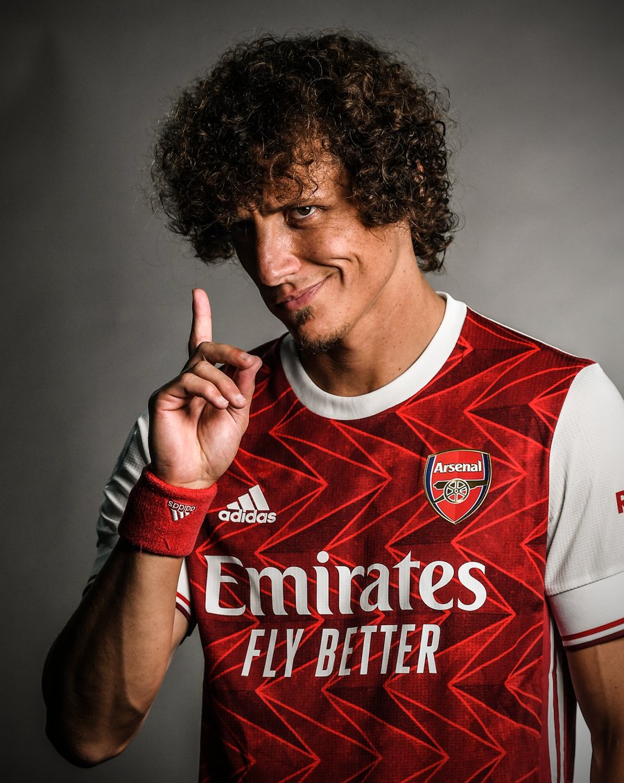 brfootball's tweet photo. Arsenal get in front of the cameras 📸 https://t.co/dHWtiyWJf8