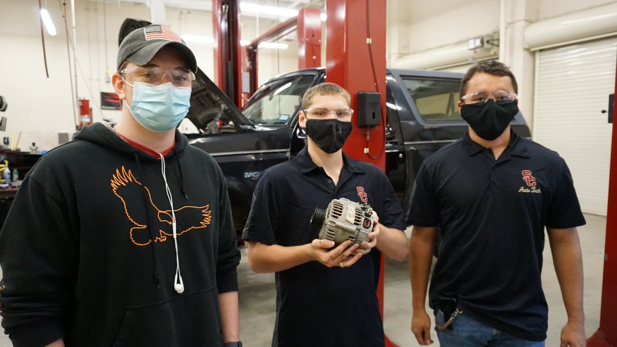 TheMrGalvan's tweet photo. #AutoTech Students replaced the alternator on a @Toyota Highlander in NO TIME! They represent @HumbleISD_SCHS well, nice work gents.
 
@HumbleISD_CTE #HumbleCTE @HumbleISD #AutoTechLife #CareerTechnology #tradeschools #shopclass #closetheskillsgap #DirtyJobs https://t.co/N3UAZOM1aC