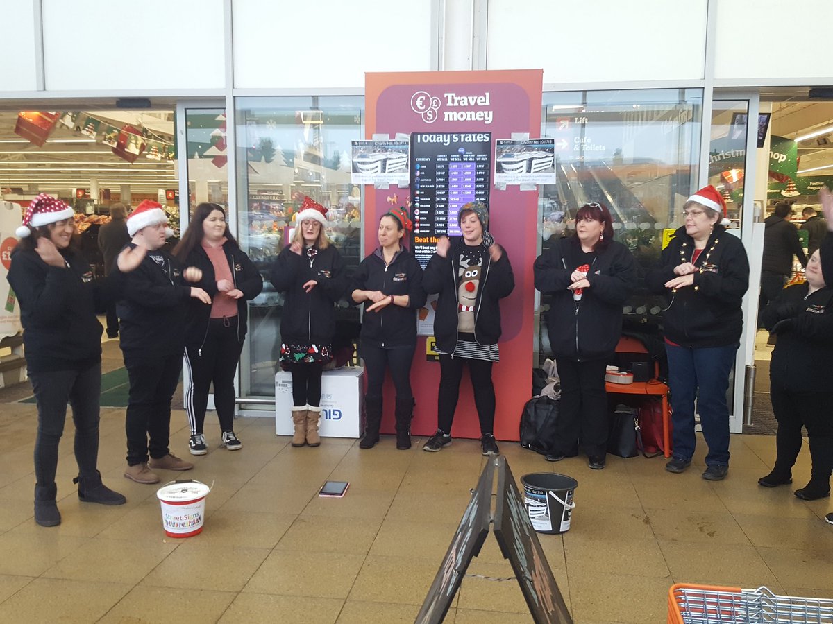 SignsStreet's tweet photo. Happy 1st anniversary to us! Exactly a year ago @TownJanette @TwistingTheTail &amp; @HKorndorffer started Street Signs, @ScarboroughUK's first signing choir. We've learned loads, made new friends &amp; weathered the challenges of covid! Here's to us!! 👐🎶 https://t.co/9ZC2N8uRDn