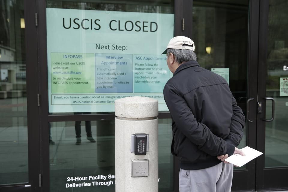 immigrantreform's tweet photo. Count yourself lucky if your #H1b #workvisa was approved. Or maybe we're just that good. https://t.co/H5oeYh3R1K https://t.co/NUGvBzo5yA