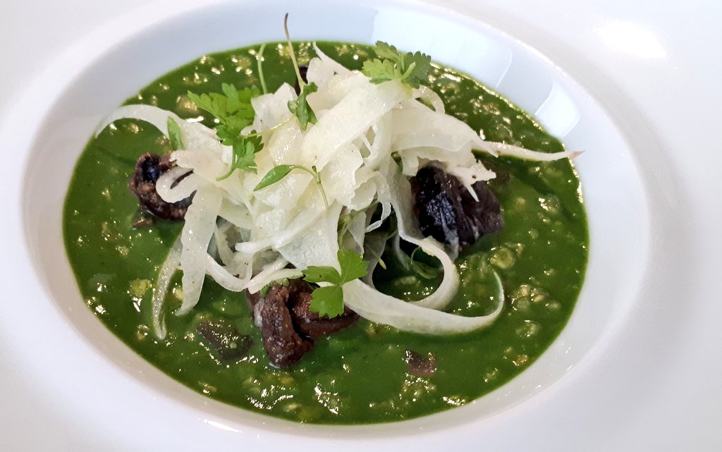 MichelinGuideUK's tweet photo. Snail porridge – as good as ever @TheFatDuckBray #3MICHELINStars https://t.co/s2K05K8Yw9