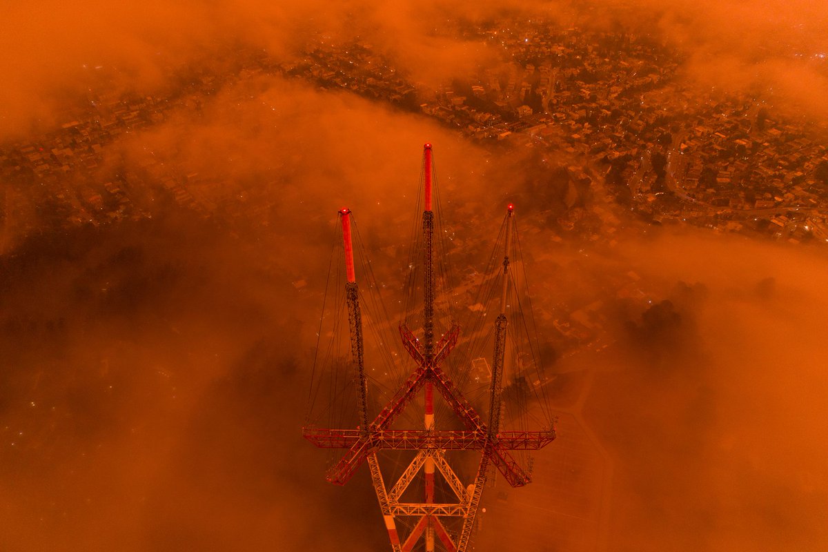 verge's tweet photo. The sky is on fire in San Francisco, and we flew a drone through it https://t.co/bnXLazLw0q https://t.co/s1nBunCGev