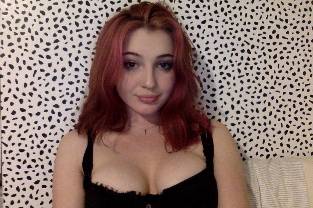 axellenude_'s tweet photo. Je suis seule chez moi.

RT + FOLLOW= 4 NUDES 🔞

Ajoute moi sur snap 👄
https://t.co/B7GnXYhsEB https://t.co/plEIaUNdjv