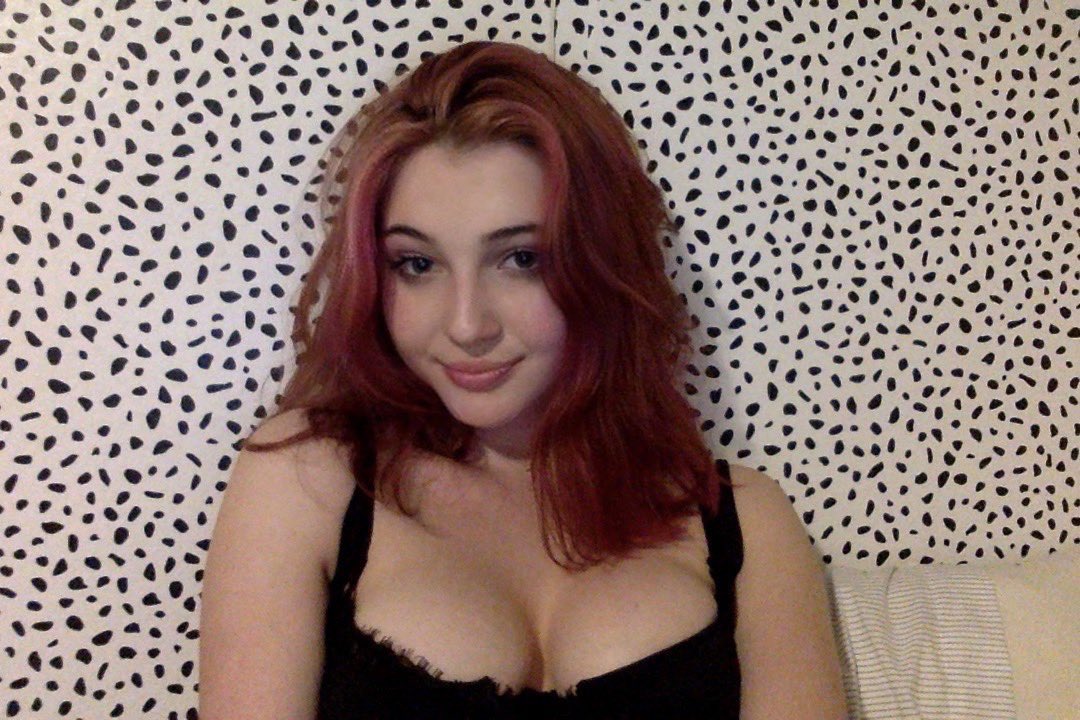 axellenude_'s tweet photo. Je suis seule chez moi.

RT + FOLLOW= 4 NUDES 🔞

Ajoute moi sur snap 👄
https://t.co/B7GnXYhsEB https://t.co/plEIaUNdjv