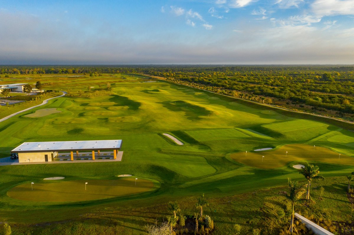 6) The practice facilities are outrageous. They include: 400-yard, double-ended driving range  extensive short-game area 4-acre data-driven performance training center  @lclambrecht
