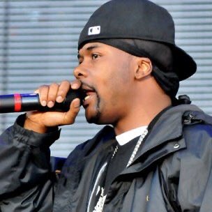 We wore Durags under our fitted caps. DURAGS UNDER OUR FITTED CAPS!!!!! LAYERED HEAD GEAR?!?!?!