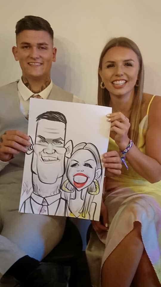 It really did feel great to be drawing in front of people again, at Saturdays wedding in Lincolnshire. Just 30 guests, but a whole lot of fun!