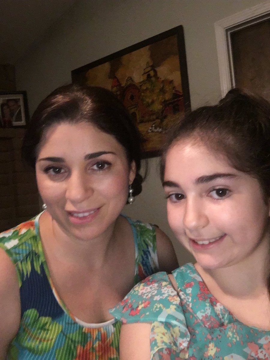 almaelissa's tweet image. Honoring Mrs. Sodhi in SUSD’s Making A Difference Contest recognition!  Shiloh nominated her 4th grade teacher! #SUSDmoments   #TeachersAreSuperheroes #SACbears