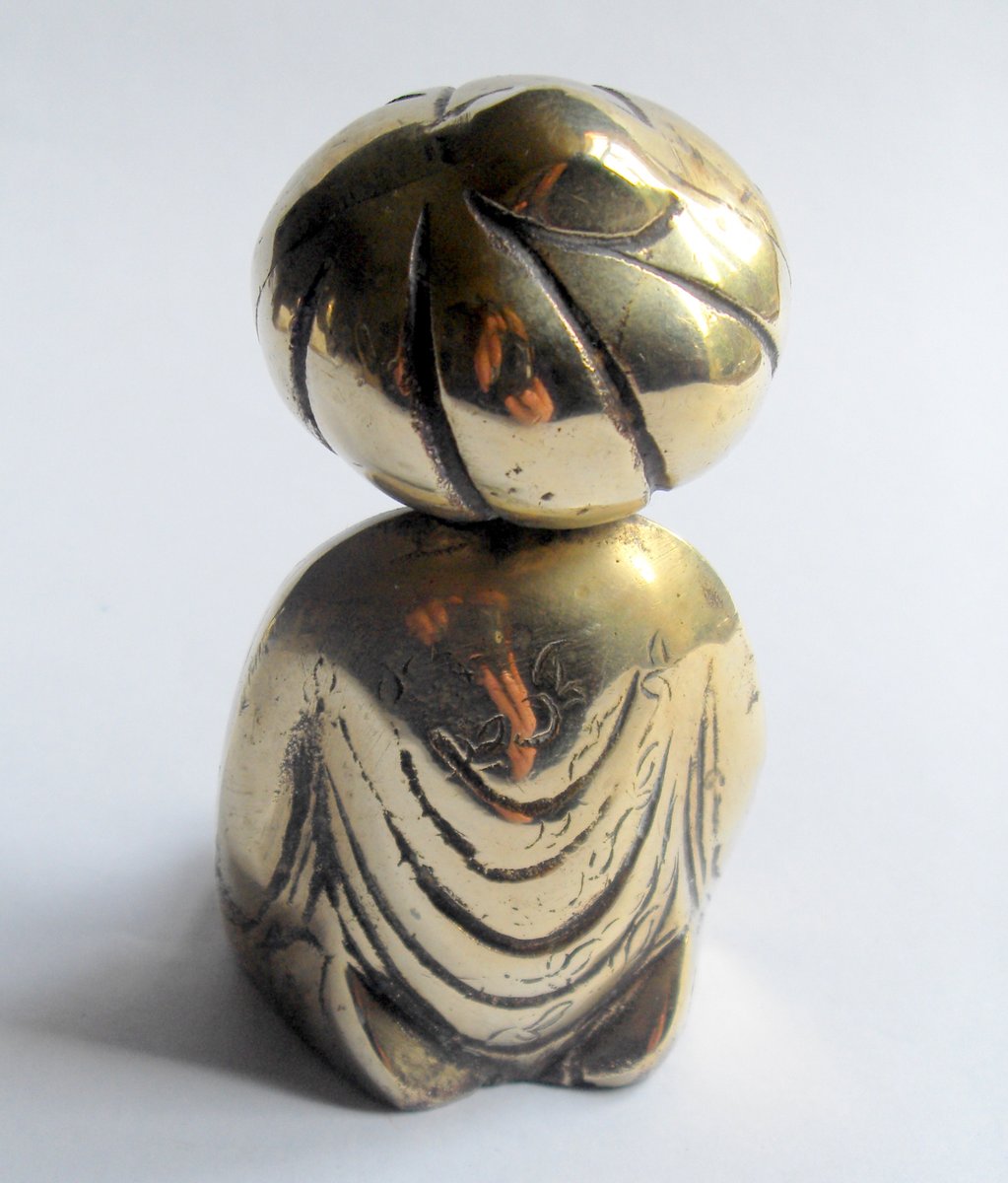 CartersCollecta's tweet photo. 🆕NEW LISTING

Heavyish #vintage brass #deskweight in the form of an #Ottoman #Qadi 

Best #Offers considered

#CFS7489 #WDYT #FollowVintage #AntiqueClique #EbayVintage #EbayShop #Ebay #Noths #GiftIdeas #AntiquesAreGreen #BuyVintage @ebay_UK @ebay 
https://t.co/6Y2m3VnSkk https://t.co/fmHRGU4e4G