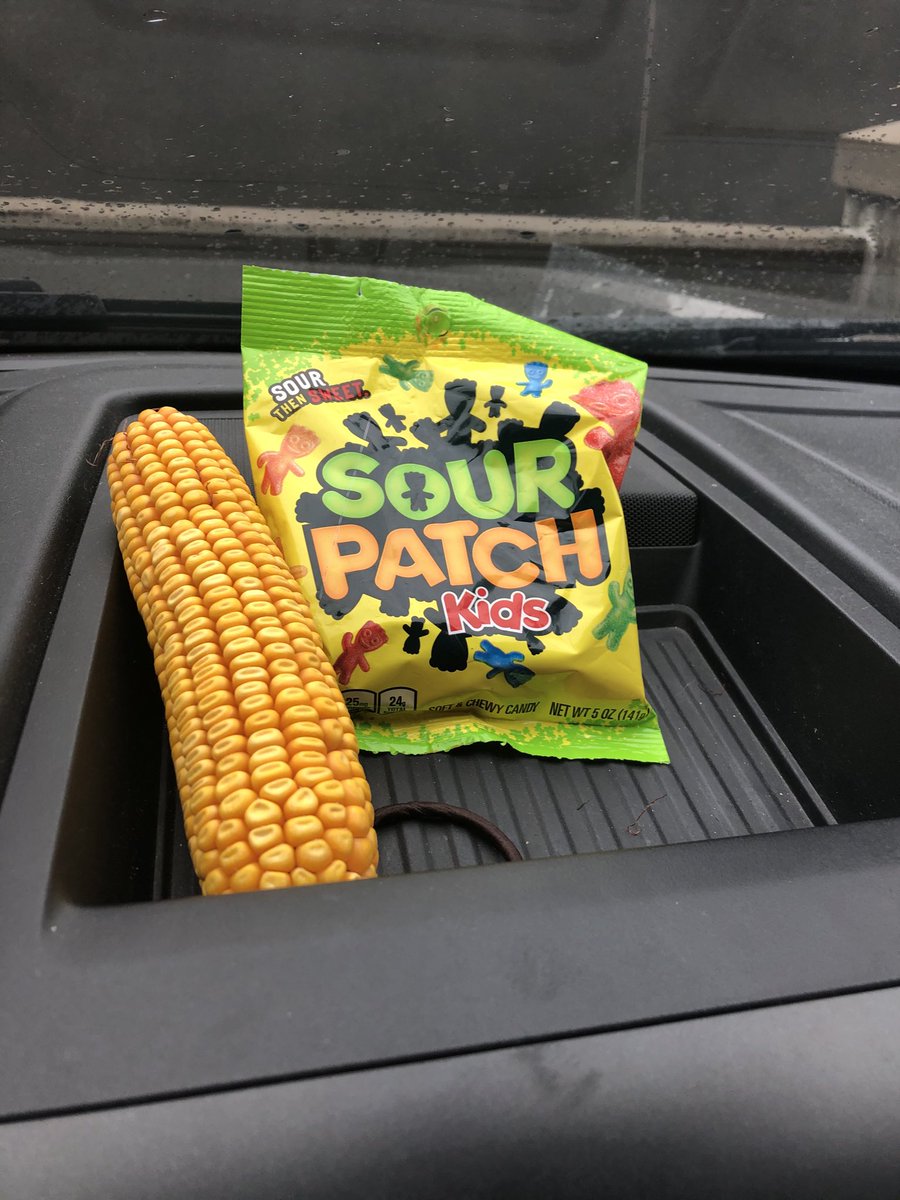 AtishaBruce's tweet photo. My two favorite things-harvest time and Sour Patch Kids! https://t.co/YxCt3ejmIb