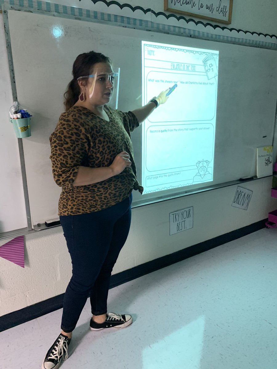 TheMrsRyder's tweet photo. Look at these teachers rocking out their teaching, growing their brain, and committing to #bealight every day @Haynes_nwa we ❤️ our staff! #watchus #beepbeep @LoriApple4 @HNADickens @kaybird201472 @Mrs_Cullar https://t.co/boJ1IYW8yj