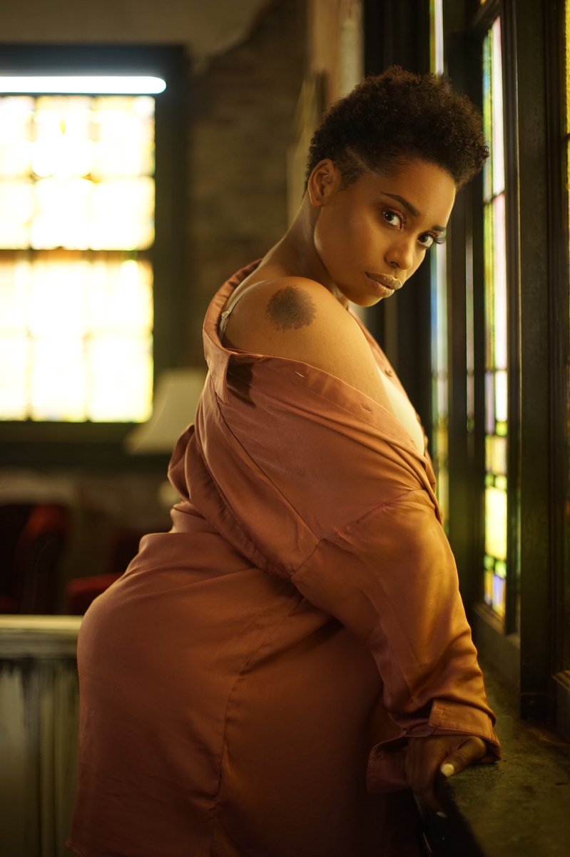 _Aste's tweet photo. A mood in muave, 
ft. my birthmark.
#AsteAlexandra 💗
—————————————————
#wednesdaymood #wednesday #mood #wcw #daytonbarber #daytonmodel #bigchop #fadefriday #blackwomen #blm #blackmodel #fashionnova #beauty #muave https://t.co/Lidkts5fwu