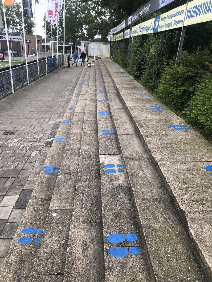 SVShoreca's tweet photo. Vandaag druk bezig geweest met alle Corona voorbereidingen!
Duizendmaal dank aan alle helpende handen! #samenwerkensamenbouwen! https://t.co/M2Z5RtyK9c