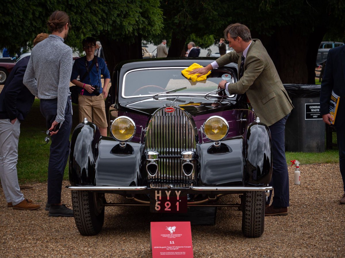 Take2theRoad's tweet photo. One interesting fact about this 1938 Bugatti Type 57 is that after WW2, it was brought to London, where it was used by the French Embassy. Imagine having this in the embassy car pool!
@ConcoursUK #ConcoursofElegance #BugattiType57 #Bugatti https://t.co/gMFeCoqztb