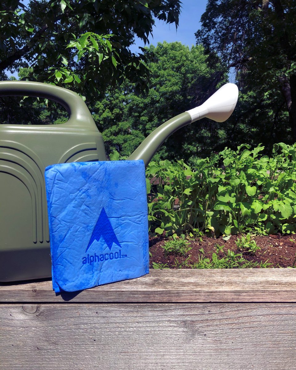 MyCoolingStore's tweet photo. It's more easy and refreshing to keep a cooling towel close to your face than a bottle of cold water
.
.
.
.
.
https://t.co/8OON5el2ZO
.
.
.
.
.
#alphacool #mycoolingstore #cooling #coolingtowels #gaiters #coolingvests #summer #heatwave #outdoors #gardening #exercise #hobbies https://t.co/Ugcr2D1Ocz