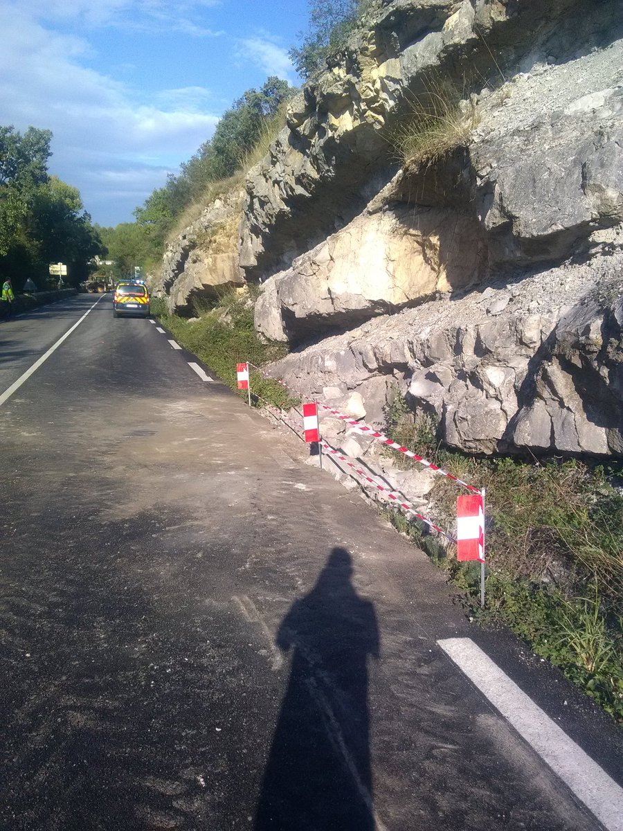 VersinoG's tweet photo. Circulation rétablie avec mise en sécurité.
@InfoRouteGard https://t.co/LSfxfQnihb