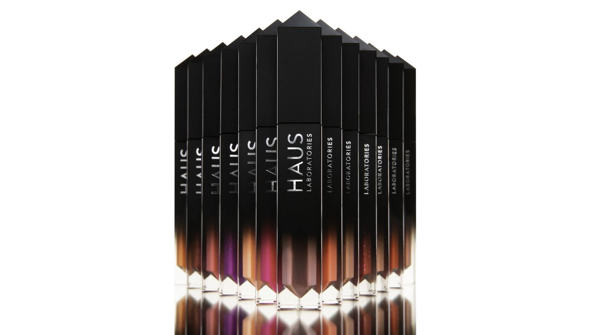 hauslabs's tweet photo. JUST DROPPED>>https://t.co/XI1uYsBi2t

💄13 NEW SHADES of fan-fave LE RIOT LIP GLOSS are here and it's like PARADISE
PLUS:
💥4 NEW HAUS OF COLLECTIONS
💎4 NEW SHADES OF #GLAMATTACK 

Available at https://t.co/XI1uYsBi2t &amp; https://t.co/vInWr9raKv https://t.co/340T5albtj