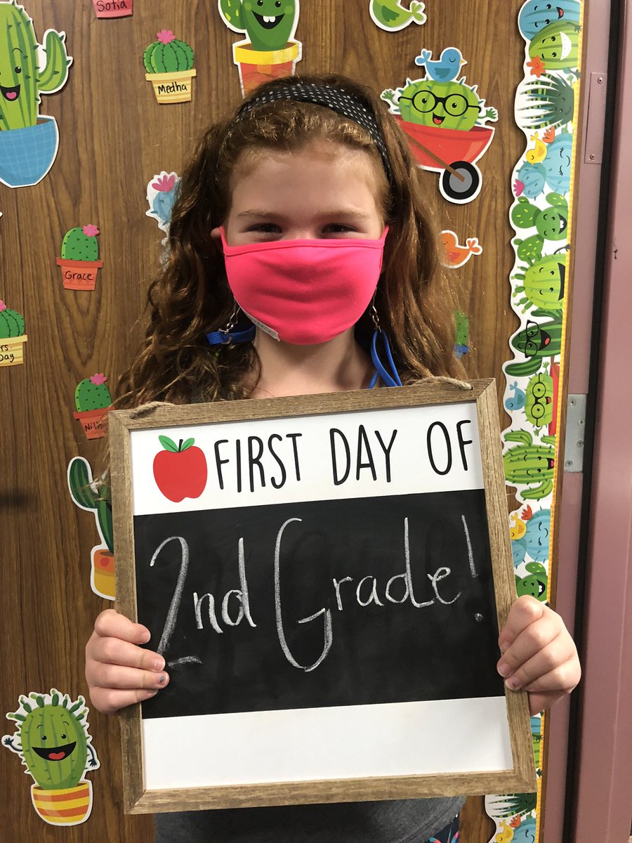 MrsDayDCE's tweet photo. @DCEtrailblazers Happy First Day of Face to Face a day late 😂👏 #CISDtogether #cisdstrongertogether #dcestrong https://t.co/pJ25MkR1K7