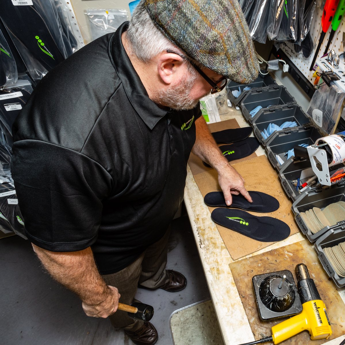 SLOMotionShoes's tweet photo. If you know how much support you need and where, your SLO Motion orthotics are available online! If you're unsure, just come see us for a thorough fit assessment when we reopen. https://t.co/6zaC8qNowV https://t.co/PmBrvObnPW
