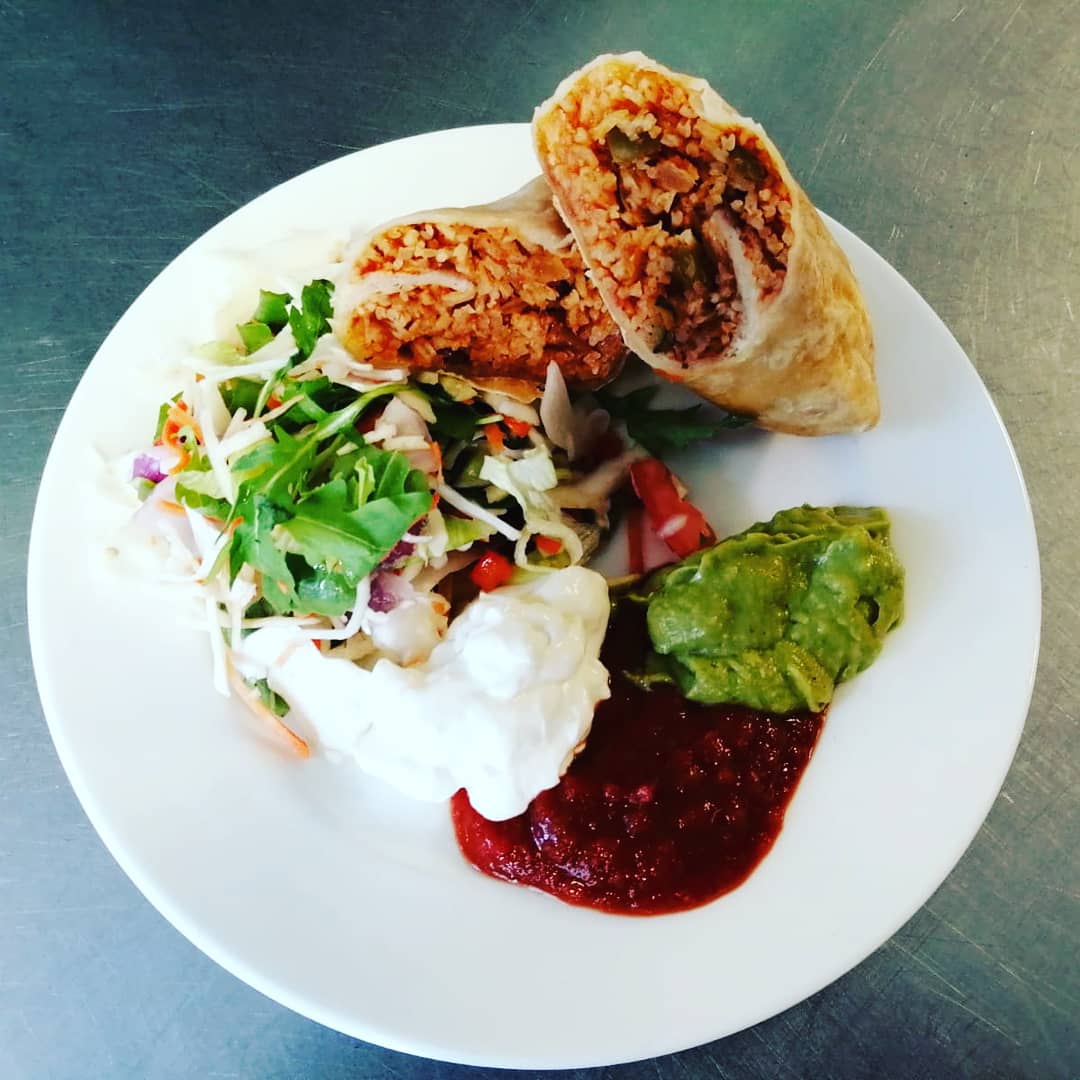 DeborahCullen14's tweet photo. Today's patient meals for lunch at the Rotunda Hospital #patientmeals #hospitalfood #patientnutrition #rotundahospital https://t.co/pOdsorTuuF
