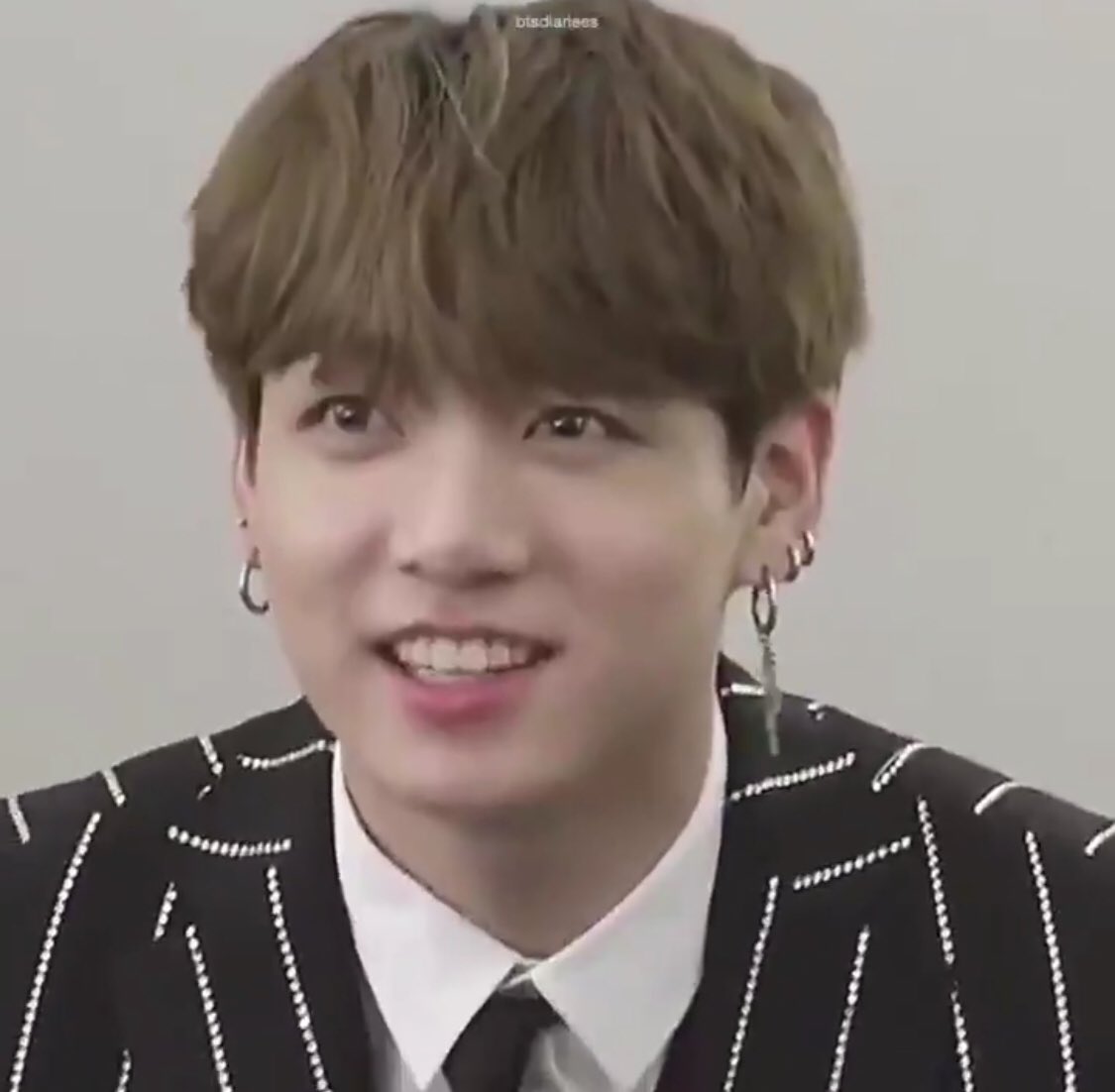 jungkook soft but as you scroll down he gets sexier - a thread: