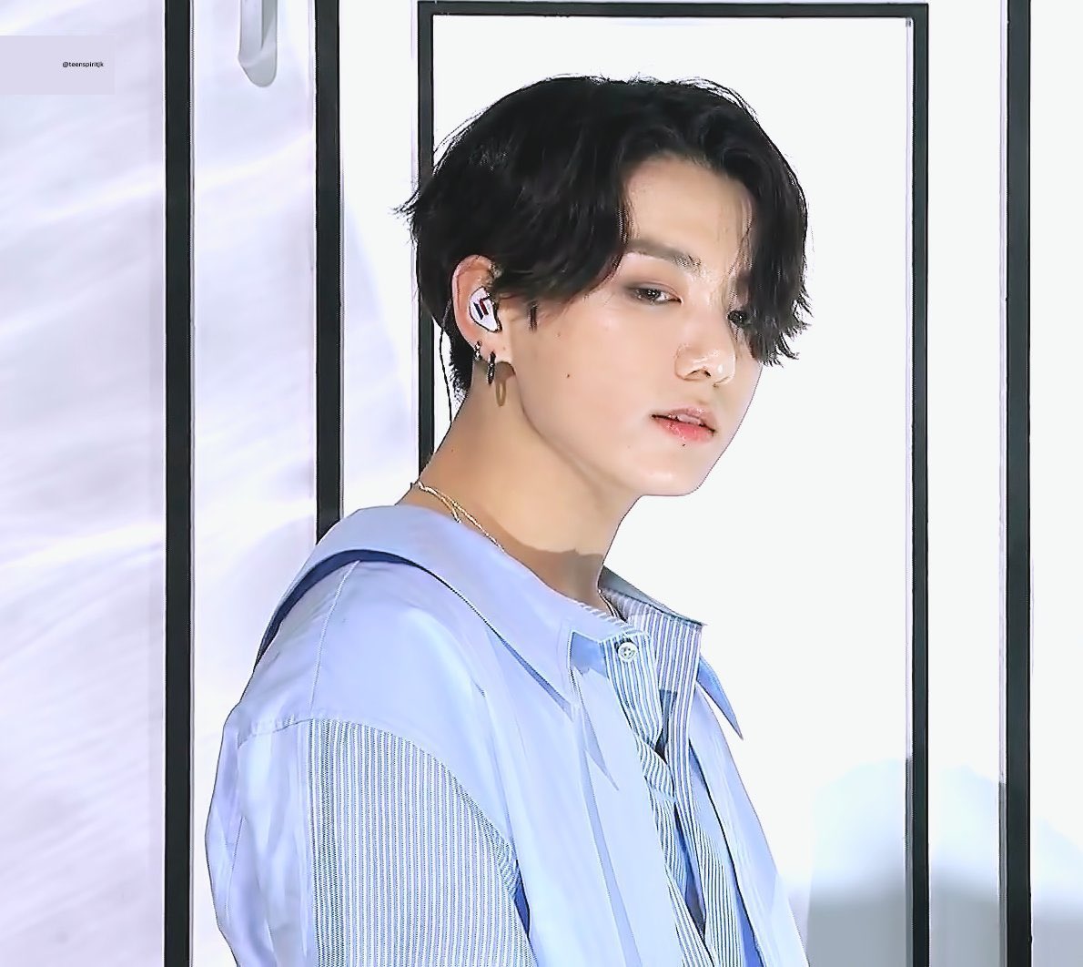 jungkook soft but as you scroll down he gets sexier - a thread: