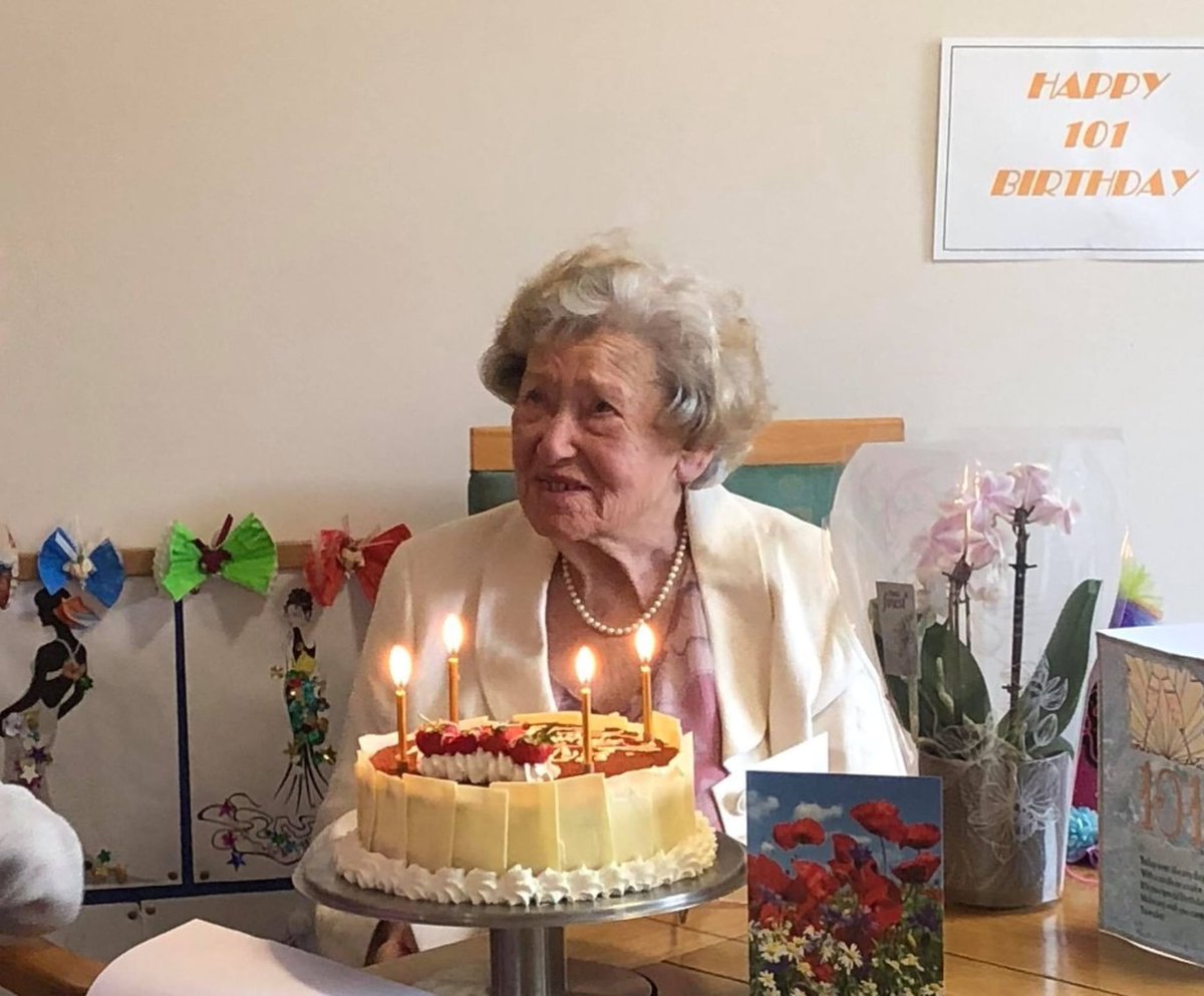 Barchester_care's tweet photo. Molly a resident at Marriott House &amp; Lodge celebrated her 101st birthday in style. Team members organised a surprise party for Molly, she enjoyed a birthday cake, balloons, flowers &amp; numerous cards. Molly was able to share her special day with her family through a video call. https://t.co/qS4fAPHEbB