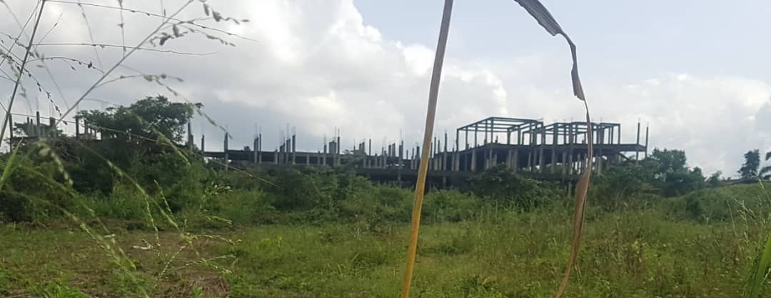4lowTheProjects's tweet photo. We tracked this abandoned project located at the Olusegun Agagu University of Science and Technology, Okitipupa, Ondo State was awarded by @NDDCOnline in March 2010 to Breben Nig. Ltd. The proposed Hostel is meant to have about 150 rooms for the students. #FixOurInfrastructures https://t.co/Czs1AaYVVO