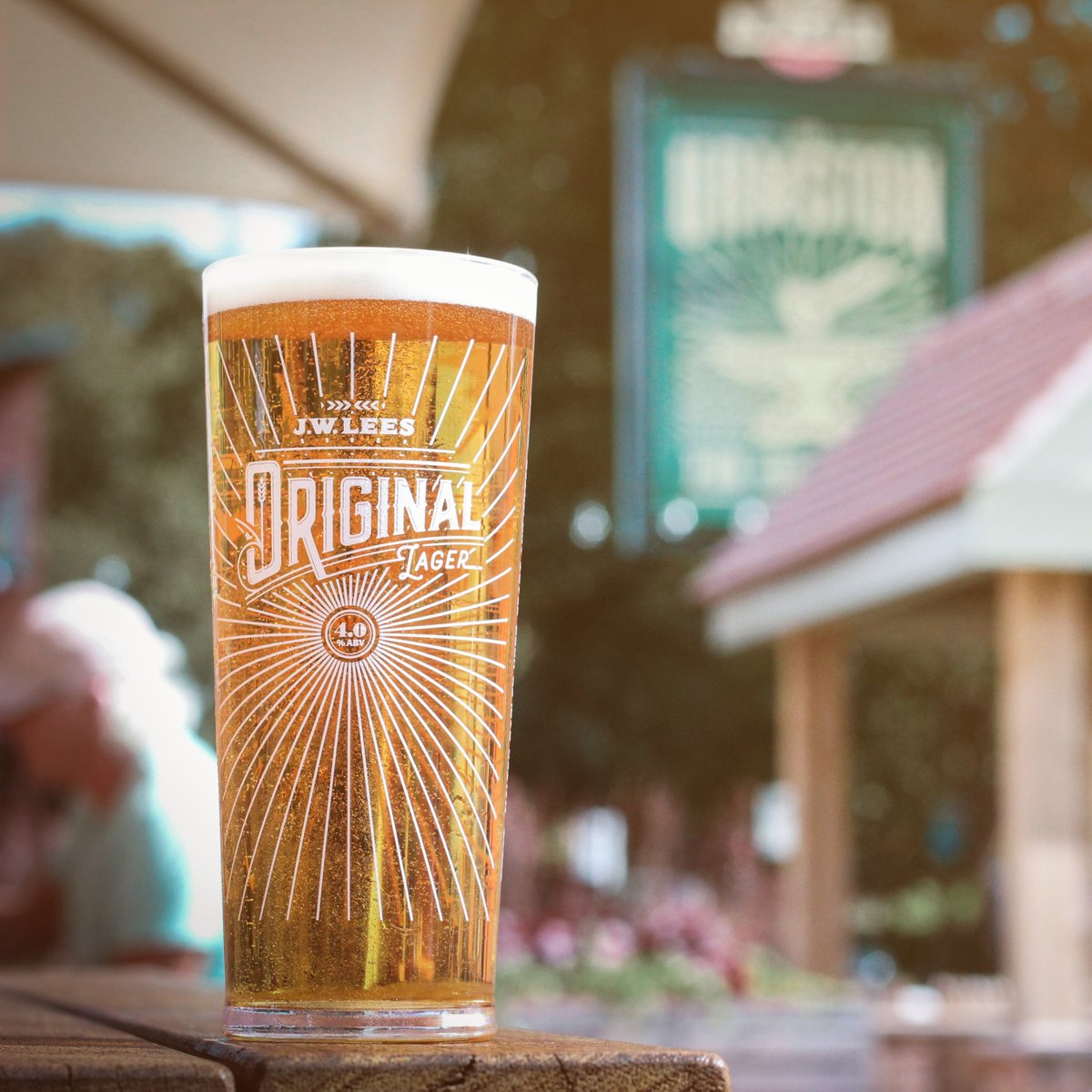 JWLeesBrewery's tweet photo. Sometimes, you just can't beat an Original... same refreshing beer, great new glass. #OriginalLager https://t.co/dFzTSIxuyx