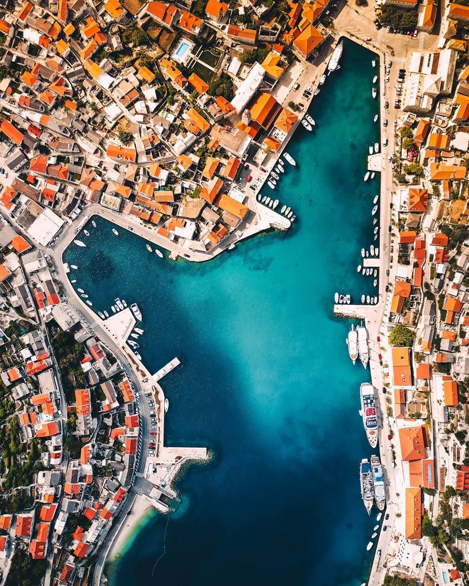 anothertripco's tweet photo. The #world looks so much cooler from up above! ☁️ ✈️

With #travel restrictions being reapplied to many countries, it seems that we might not be #flying again for a while 😔

Where was the last place you visited? Let us know in the comments below 👇

📷 by at @stanyouphoto https://t.co/IySlyGSDFv