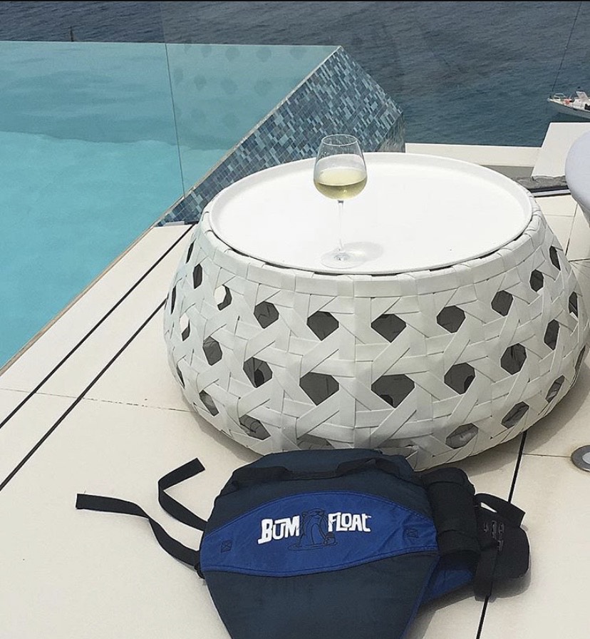 BumFloat's tweet image. #BumFloat is the coolest, easiest and most comfortable way to float upright on the water. 

Learn more about this lake-day essential at: bit.ly/2q2DOrQ  

#lakelife #outdoors #onthewater