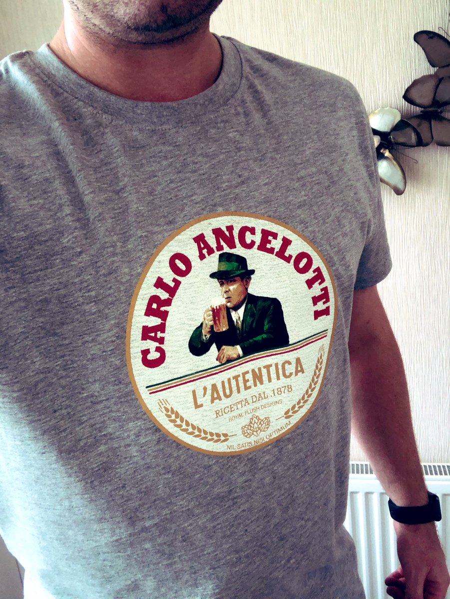 Absolutely made up with my Ancelotti T-shirt 🙌🏻🇮🇹🔵⚪️🔵🇮🇹 Nice one @RyalFlush #Competitionwinner