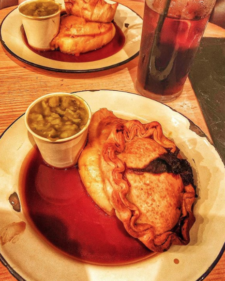 The pie menu: steak pie, mince and onion pie, sausage, apple, cider and onion pie, minted lamb pie, chicken, chorizo and sweet potato pie. #pieloving 📸  scranninalongthescotswoodroad
