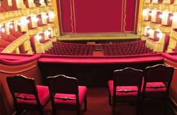 Boris Johnson has committed to developing a programme of rapid mass testing, which he said could allow theatre audiences to return without social distancing this year. The scheme will be piloted at indoor and outdoor venues in Salford next month bit.ly/3k2Idpu