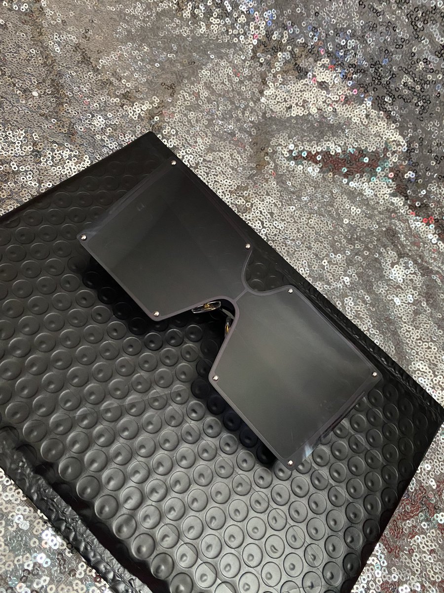 charmscloset__'s tweet photo. Added some new items to the website. Will be adding more later. 

Shop : https://t.co/Ed4O82pKN5 

Ask me if I have any discount codes available. https://t.co/8IbUfZFo3B