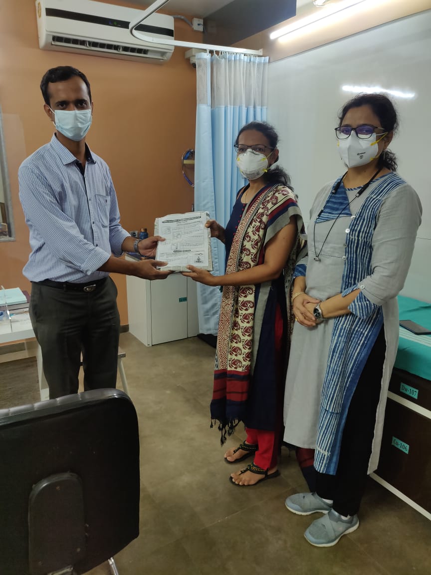 suvarnaganvir's tweet photo. Team Solapur of IAPWC Maharashtra State observed World Physiotherapy Day by distributing exercise templates and donating groceries at the local hospitals. https://t.co/wmm6Uho1ru