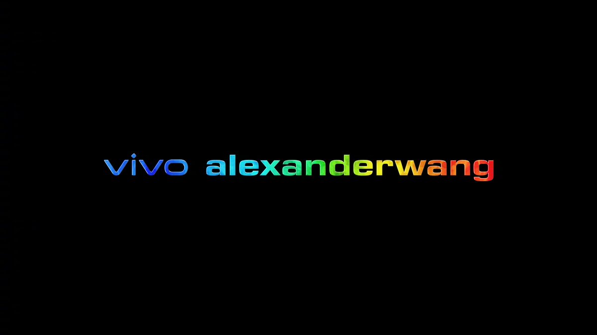 Vivo'nun Haziran ayında piyasaya sürdüğü üst seviye akıllı telefonu Vivo X50 Pro + cihazı ünlü tasarımcı Alexander Wang tarafından yeniden dizayn edildi.  #AlexanderWang #vivo #VivoX50Pro+ #VivoX50ProPlus astekno.com/vivo-x50-pro-a…