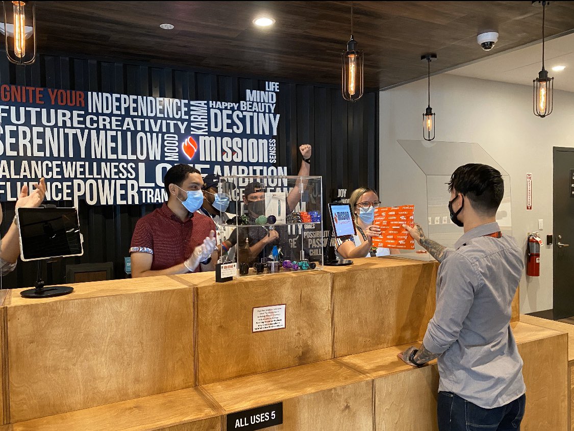 This morning was grand. 🎊Congrats to #MissionWorcester - now serving adult-use customers!!