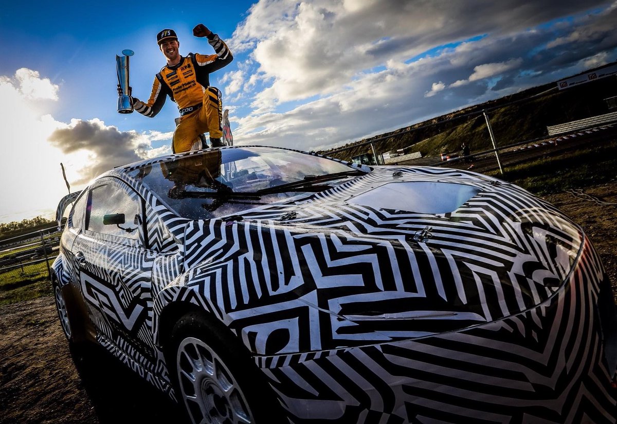 FIA RX2e Championship (@rx2eofficial) on Twitter photo Huge congratulations to Henrik Krogstad and <a href="/YellowSquadRX/">#YellowSquad</a> on winning the 2020 <a href="/RX2_Series/">RX2</a> title at Nysum last weekend! 🏆
Looking forward to seeing you behind the wheel of the #eRX2 car next year, Henrik 😎
#TheFutureIsElectric ⚡️ Huge congratulations to Henrik Krogstad and <a href="/YellowSquadRX/">#YellowSquad</a> on winning the 2020 <a href="/RX2_Series/">RX2</a> title at Nysum last weekend! 🏆
Looking forward to seeing you behind the wheel of the #eRX2 car next year, Henrik 😎
#TheFutureIsElectric ⚡️