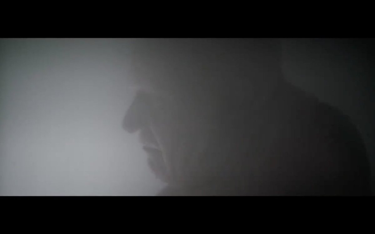 Alors que le Baron Harkonnen et son neveu Feyd Rautha étaient les deux inoubliables méchants chez Lynch, ils sont quasiment absents de ce trailer. On sait que le Baron sera présent chez Villeneuve pas sur que ce soit le cas de Feyd dans le premier film ou l'acteur reste inconnu.