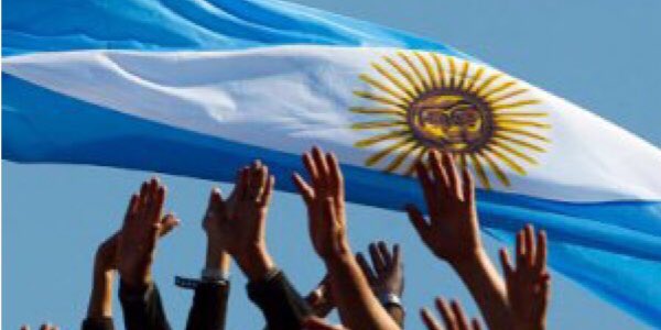 claudioebravo's tweet photo. A la agresion le contestamos con propuestas, organización y solidaridad siempre 🇦🇷 @alferdez @Kicillofok @gustavoflopez https://t.co/eSsu9oM9x4