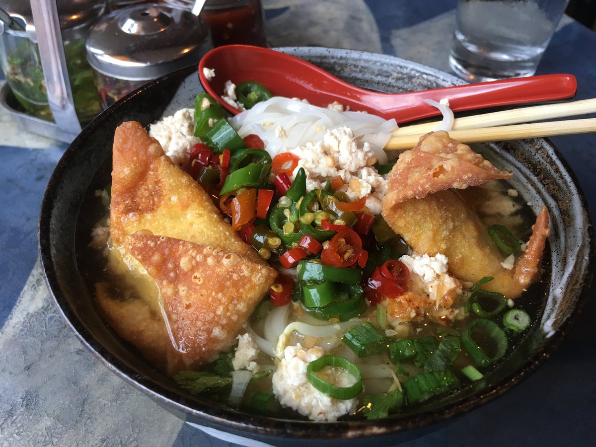 One of the things I miss about #NoVa is my favorite Thai place. I miss you <a href="/ThaiShirlington/">THAI in Shirlington</a>. #LunchTime