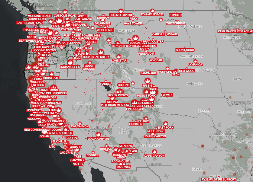 7homaslin's tweet photo. Sobering map of wildfires in the Western states. In Oregon, there are 35 active fires, which have burned more than 360,000 acres. Sections of I-5 are closed. The entire city of Medford is being evacuated. Stay safe, everyone. https://t.co/rLyJMKbC23