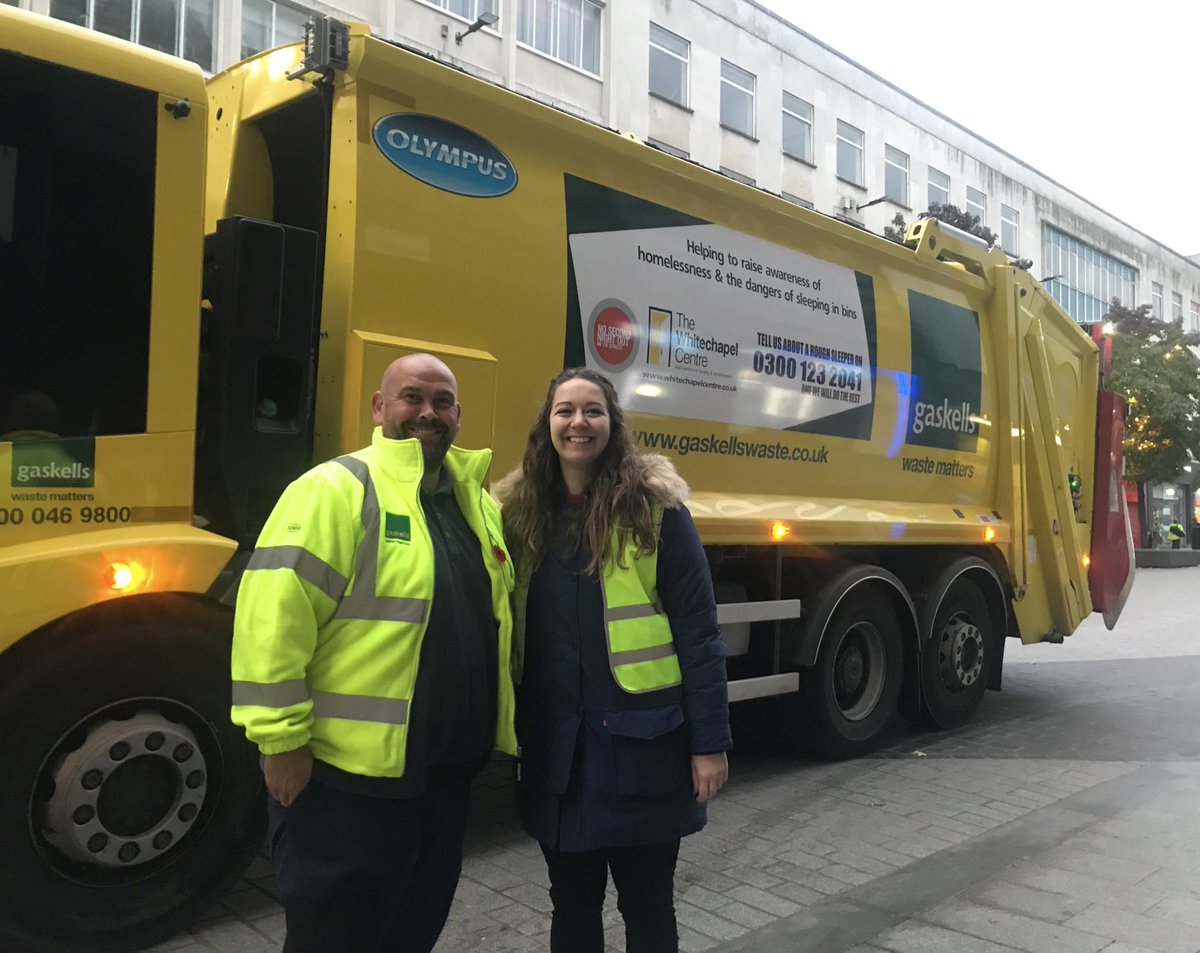 WhitechapelLiv's tweet photo. As well as helping the environment, @GaskellsWasteNW help our clients by promoting the #AlwaysRoomInside number on their city centre truck, with driver Sam. If you see him about give him a wave! 👋👋👋
If you see anyone sleeping rough, please call us on 0300 123 2041. https://t.co/9BcElly4GI