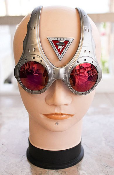 eloinvvd's tweet image. I want