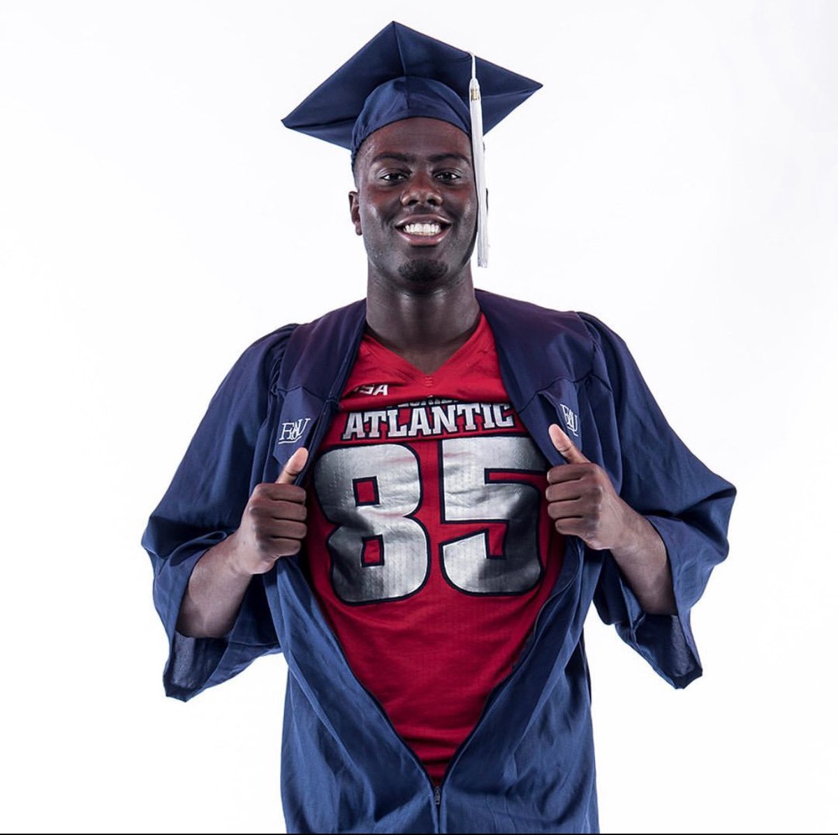 Congratulations to Brother John Mitchell on receiving his BS in Biological Sciences (Pre-Med)! #FAUAlphas #ButFirstOfAllWeGraduate #AlphaPhiAlpha #2020AlphaGraduates